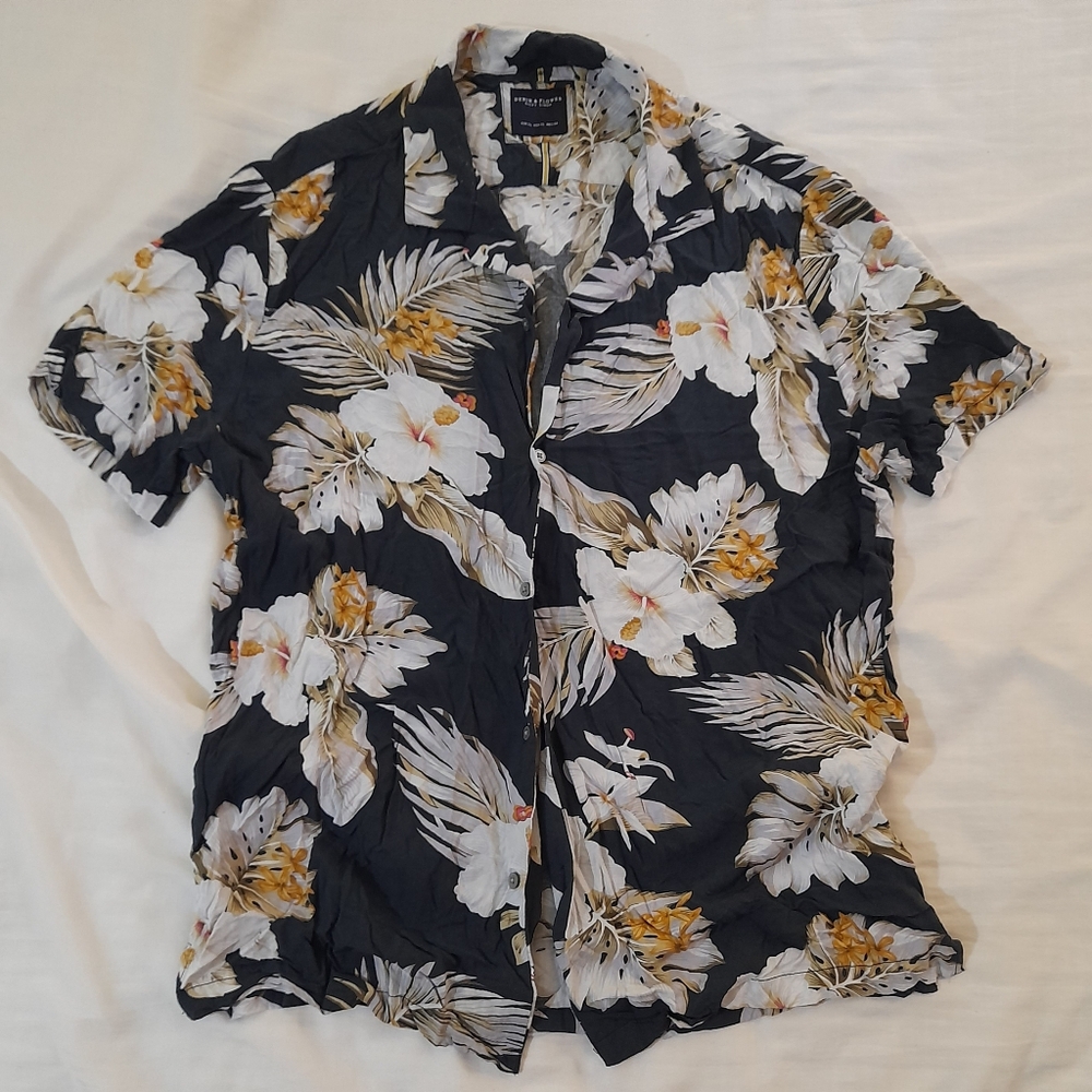● Denim & Flower | Button down Shirt - Picture 2 of 9